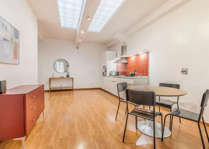 Rhome 34 Trastevere Roma